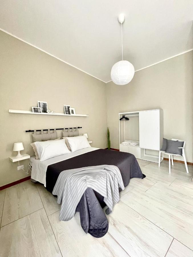 Grey Apartment Caiazzo Exterior foto